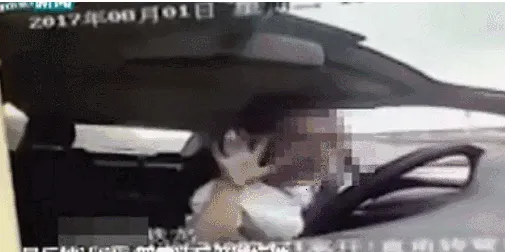 考科目二车内尬舞最终不及格 就问你厉不厉害
