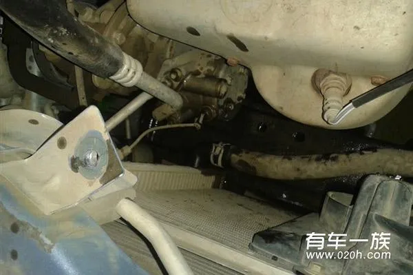 3万公里海马王子保养之换缸线与火花塞提高点火效率 3万公里海马王子保养之换缸线与火花塞提高点火效率