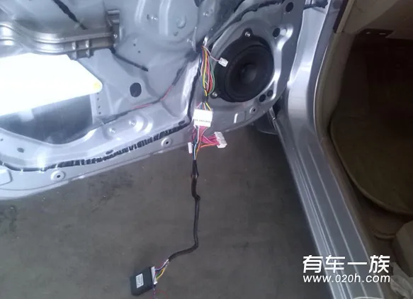 日产骊威改装智能四门关窗器升降窗