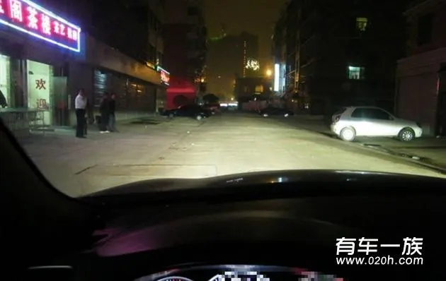 日产天籁改装Q5小糸透镜 灯光升级作业 日产天籁改装Q5小糸透镜 灯光升级作业