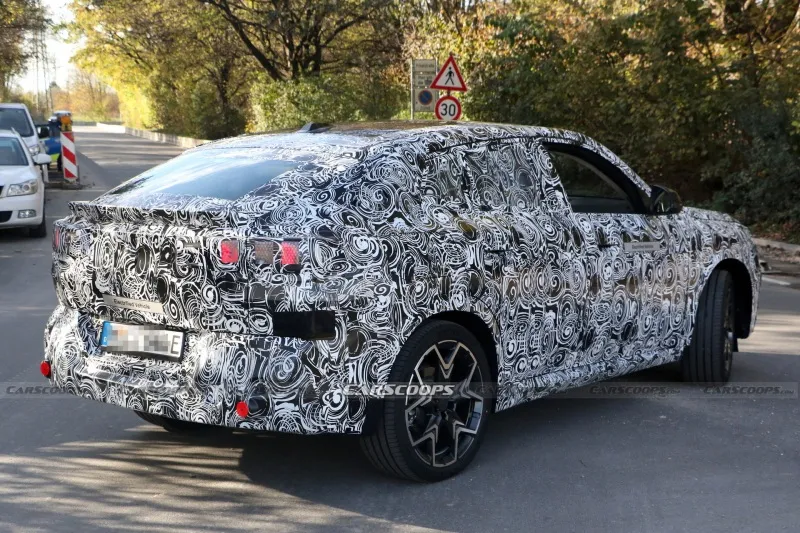 BMW iX2路试谍照曝光 有望2023年正式亮相