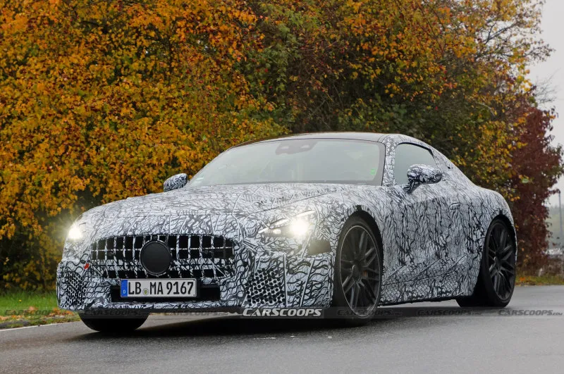 提供4.0T V8插混动力 全新梅赛德斯-AMG GT谍照